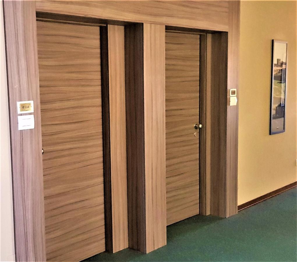 阿尔西德斯酒店 波吉邦西 外观 照片